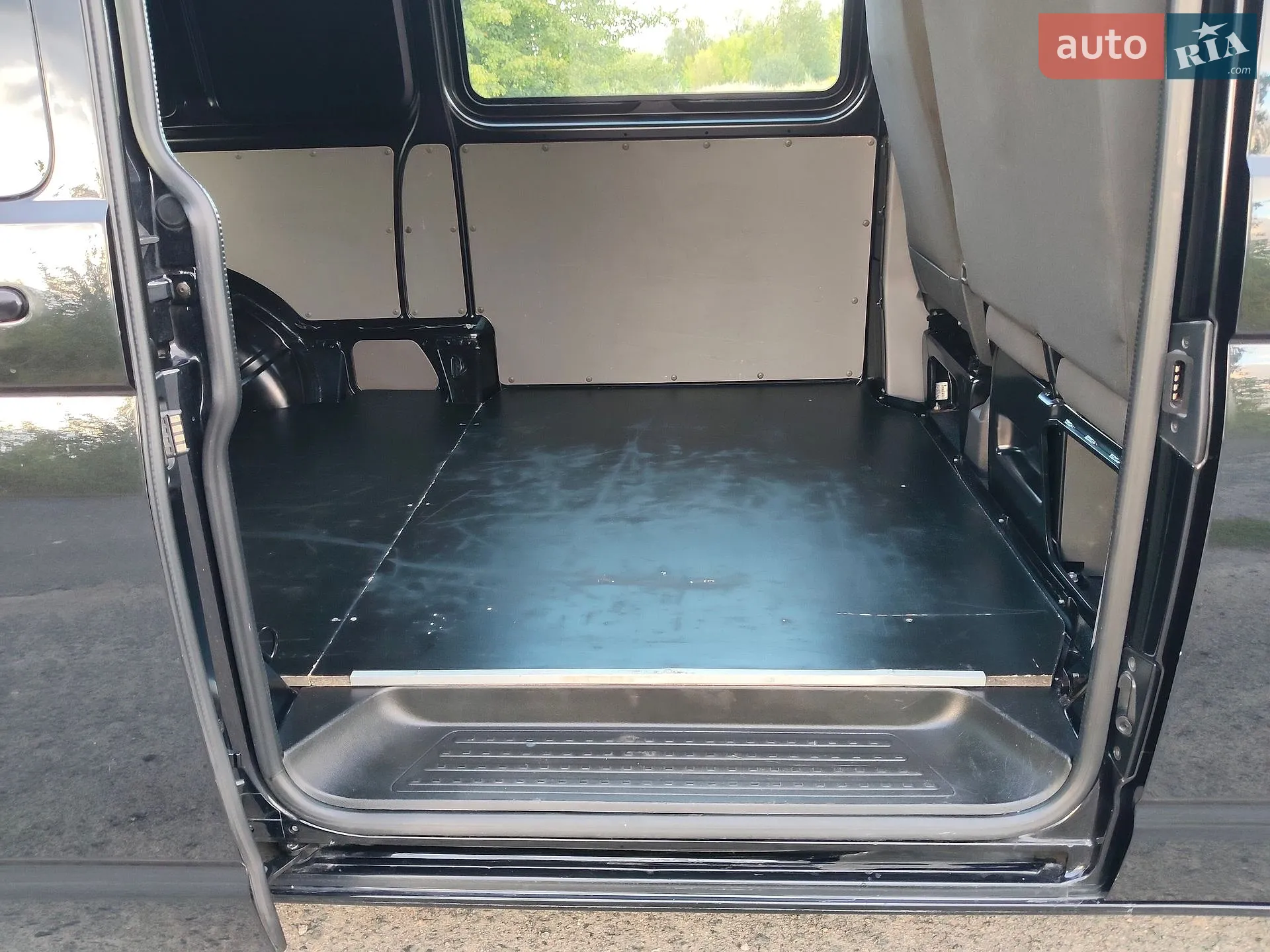 2019 Volkswagen Transporter - мініатюра 27