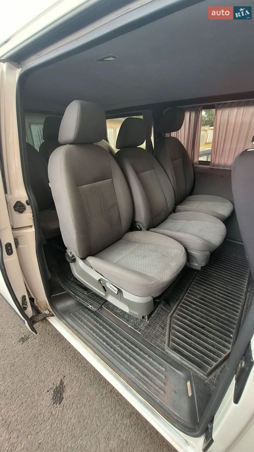 2010 Volkswagen Transporter - мініатюра 9