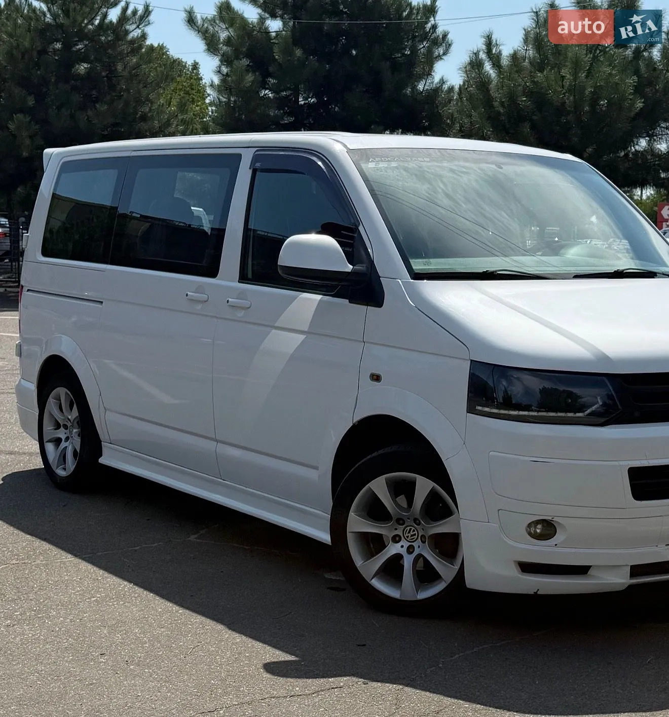 2010 Volkswagen Transporter - мініатюра 2