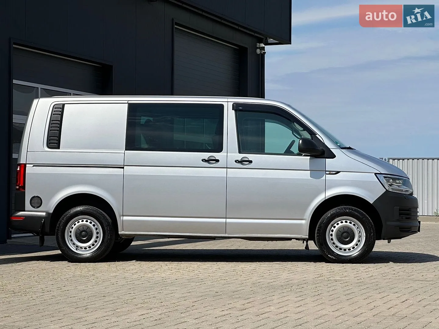 2020 Volkswagen Transporter - мініатюра 17