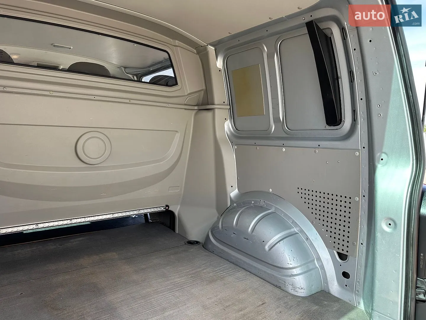 2020 Volkswagen Transporter - мініатюра 37