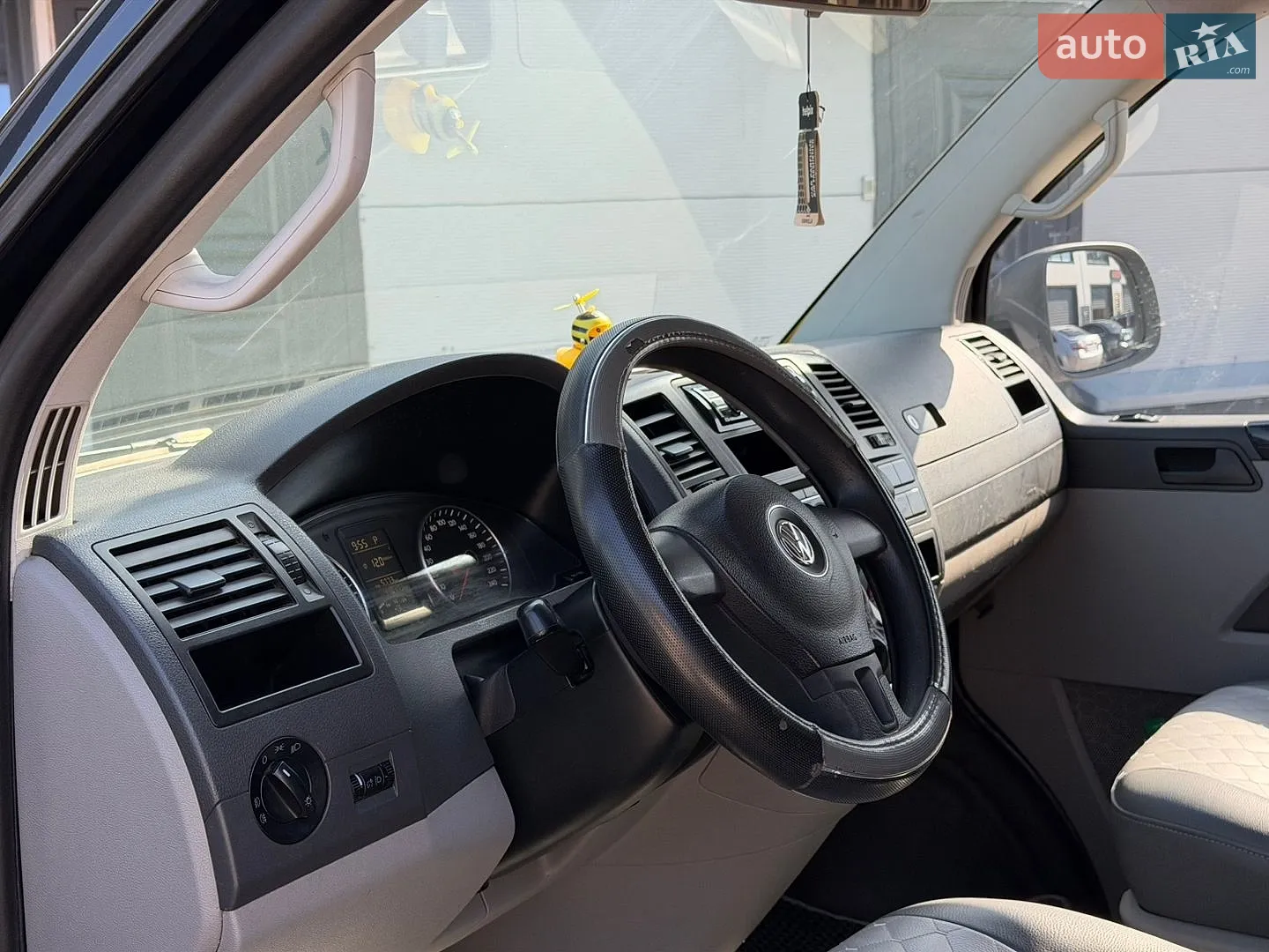 2013 Volkswagen Transporter - мініатюра 9
