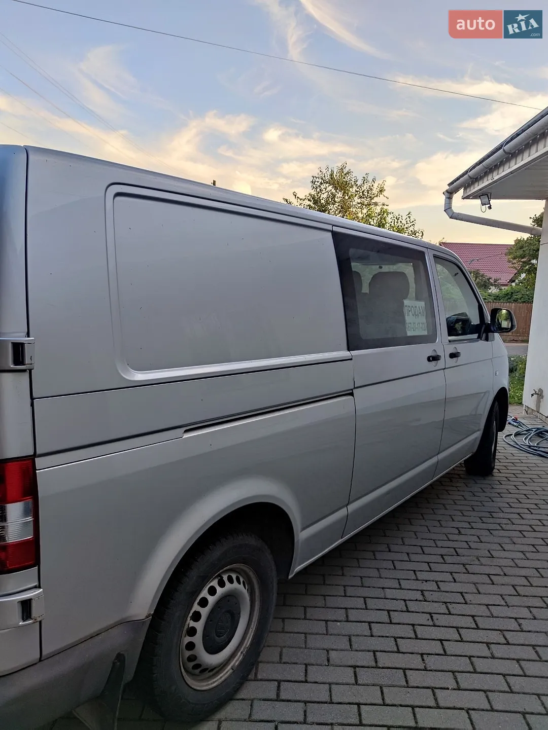 2010 Volkswagen Transporter - мініатюра 2