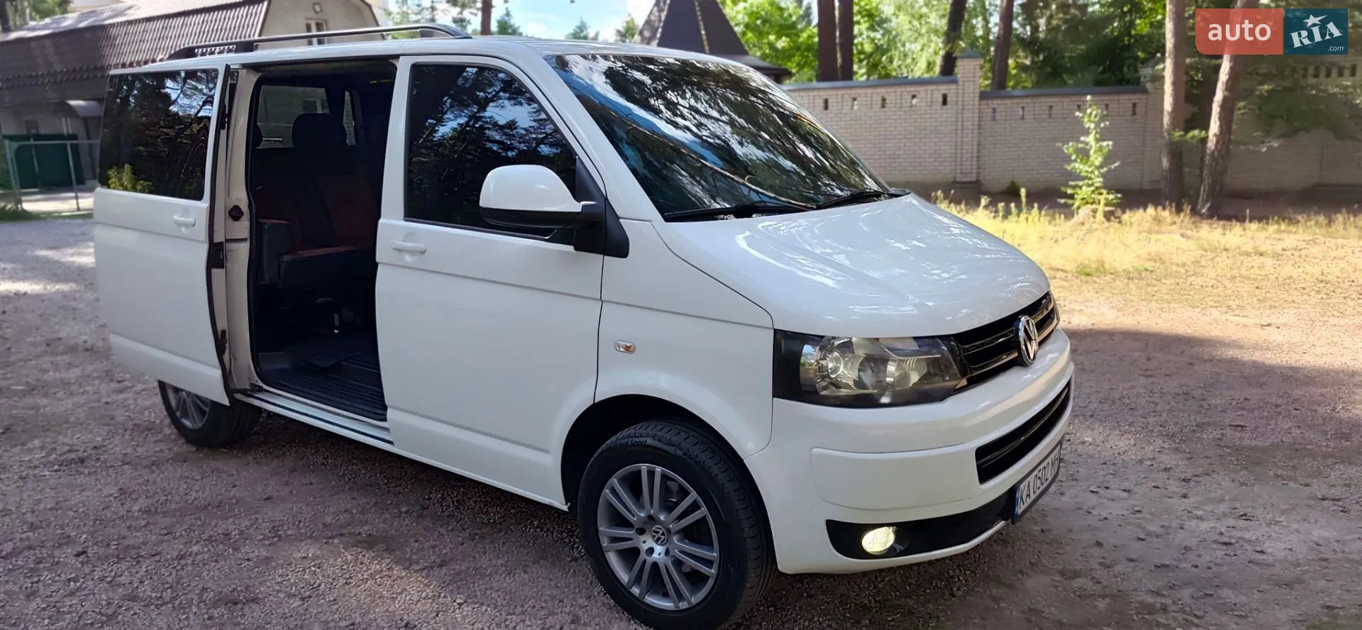 2011 Volkswagen Transporter - мініатюра 47