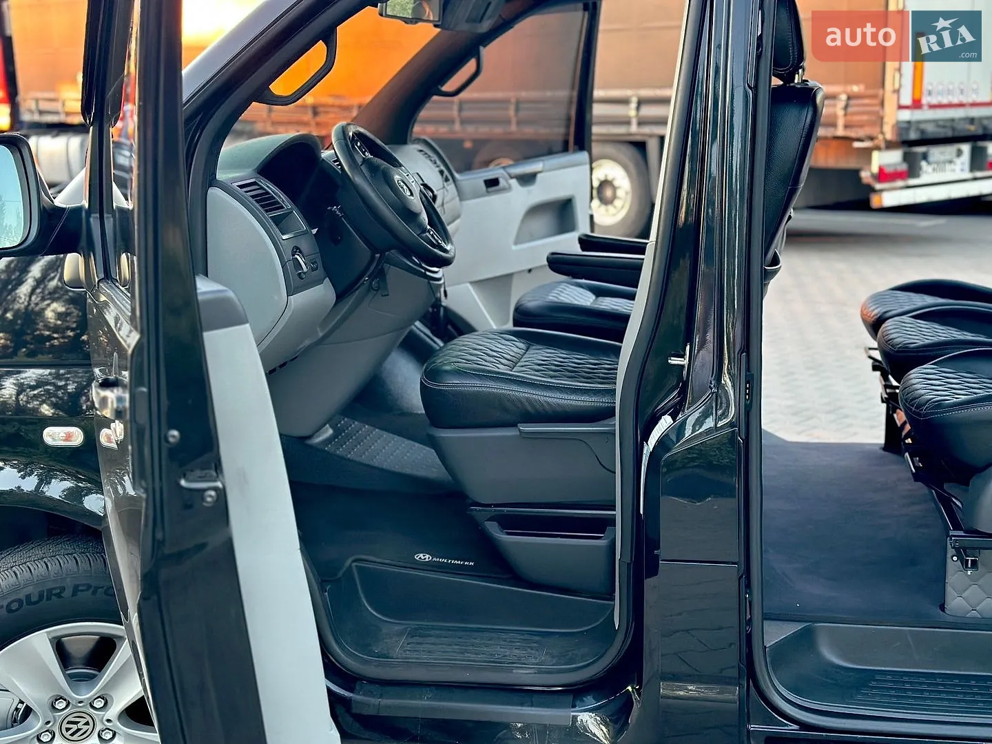 2012 Volkswagen Transporter - мініатюра 27