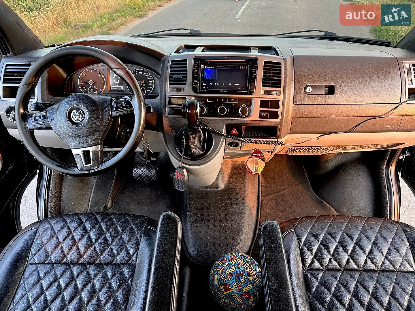 2012 Volkswagen Transporter - мініатюра 32