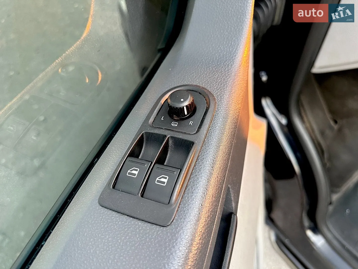 2012 Volkswagen Transporter - мініатюра 36