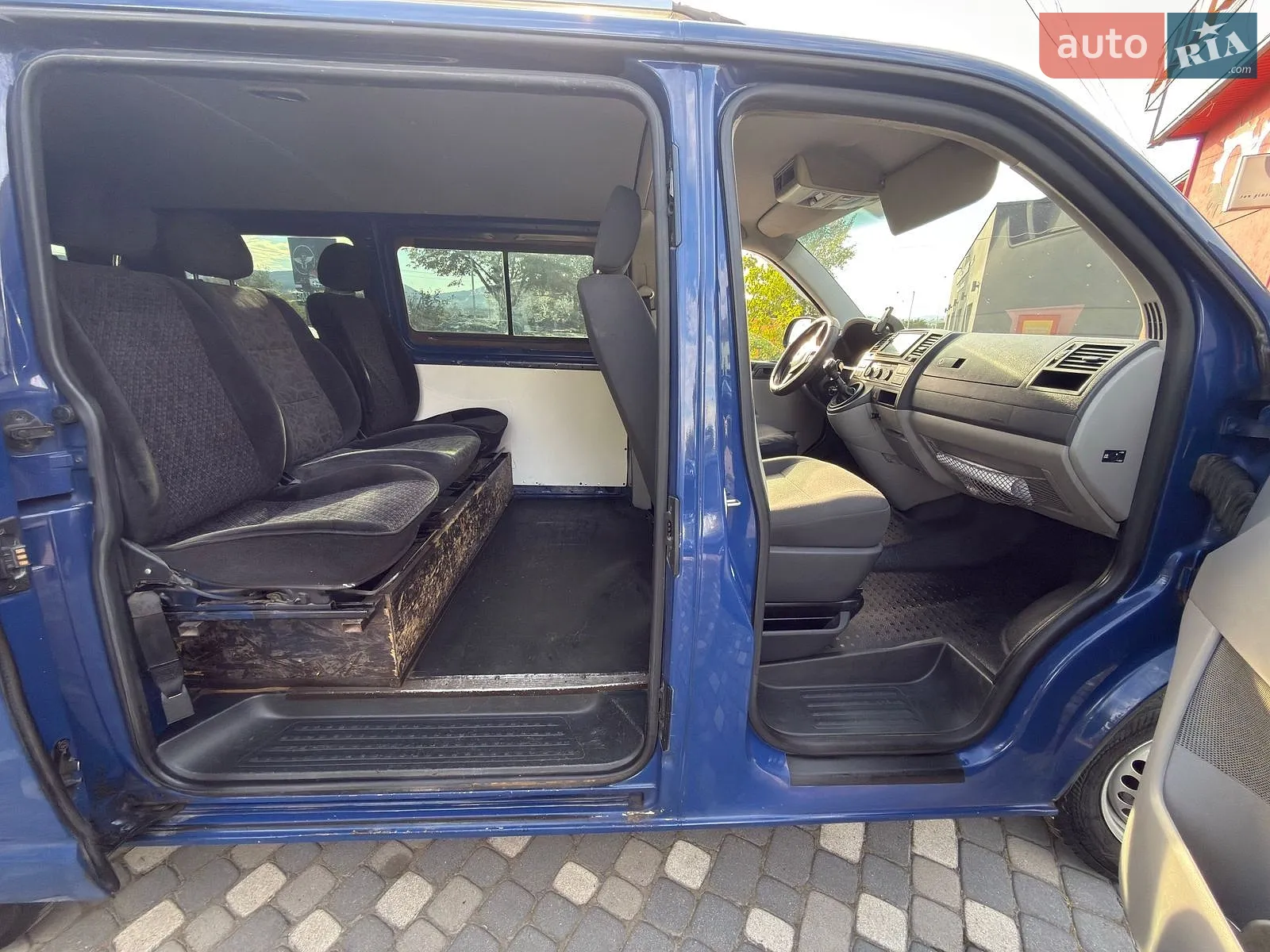 2011 Volkswagen Transporter - мініатюра 9