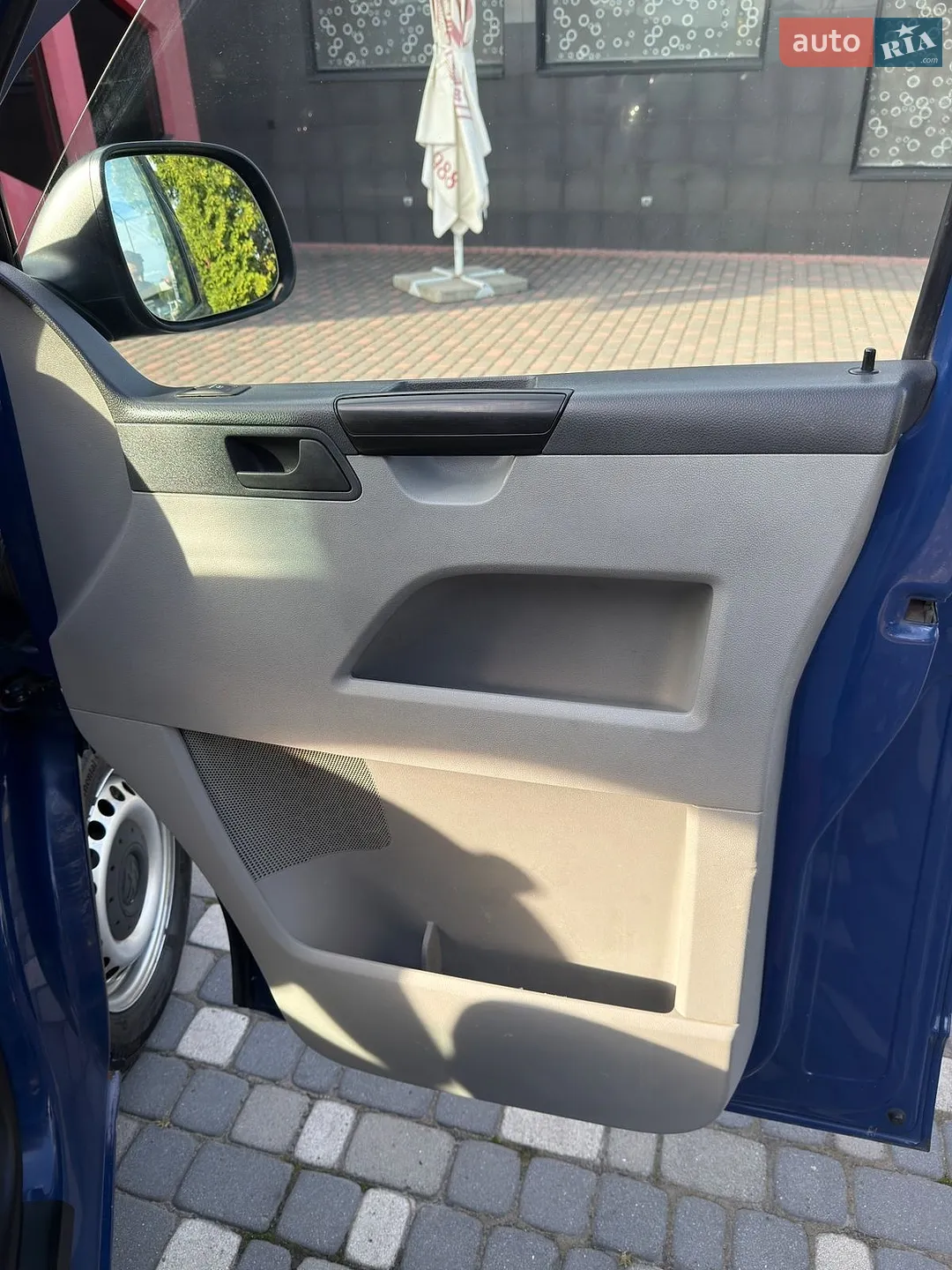 2011 Volkswagen Transporter - мініатюра 12