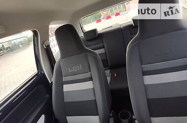 Хетчбек Volkswagen Up 2013 в Києві