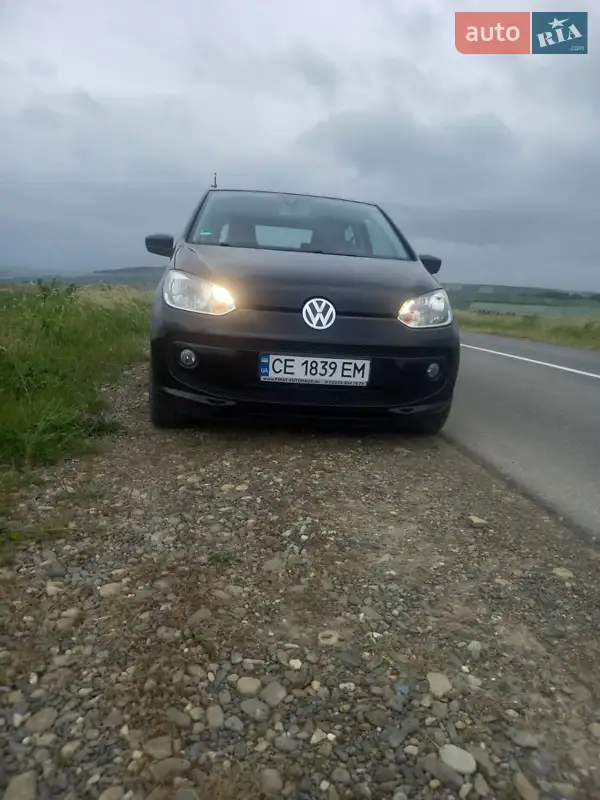 Volkswagen Up 2014