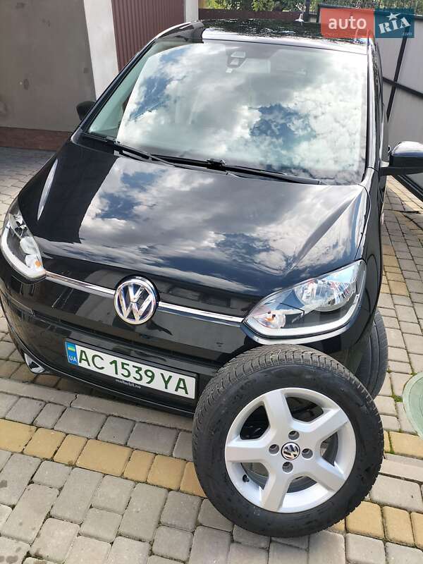 Volkswagen Up 2014