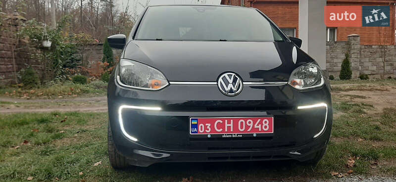 Volkswagen Up 2014
