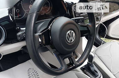 Хетчбек Volkswagen Up 2014 в Дубні