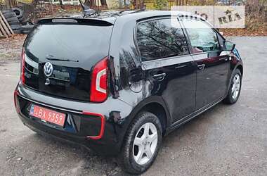 Хэтчбек Volkswagen Up 2014 в 