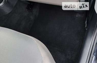 Хэтчбек Volkswagen Up 2014 в 
