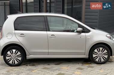 Хэтчбек Volkswagen Up 2013 в 