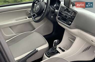 Хэтчбек Volkswagen Up 2013 в Городке