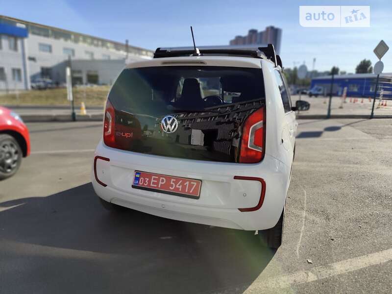 Хэтчбек Volkswagen Up 2014 в Киеве фото 15 Хэтчбек Volkswagen Up 2014 в Киеве