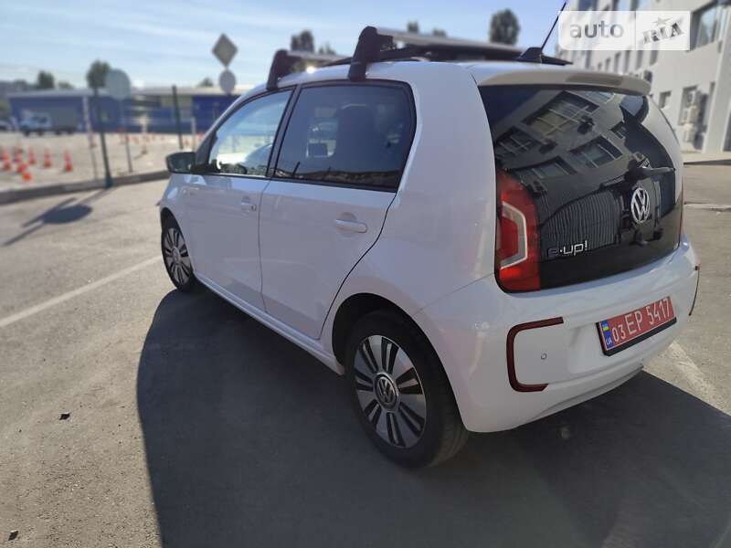 Хэтчбек Volkswagen Up 2014 в Киеве фото 10 Хэтчбек Volkswagen Up 2014 в Киеве