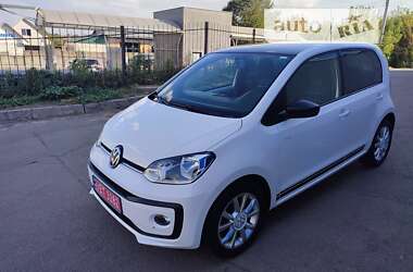 Хетчбек Volkswagen Up 2016 в 