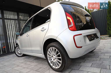 Хэтчбек Volkswagen Up 2014 в Дрогобыче