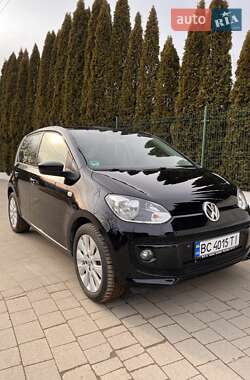 Хетчбек Volkswagen Up 2013 в Львові