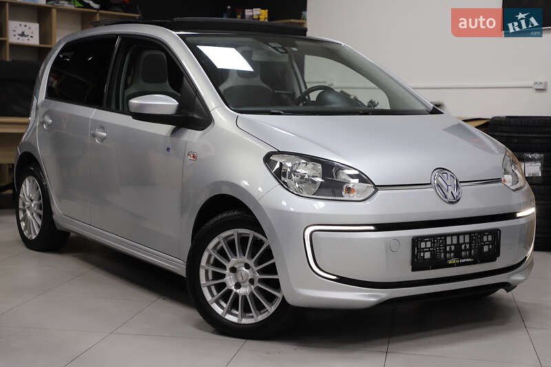 Хэтчбек Volkswagen Up 2014 в Дрогобыче