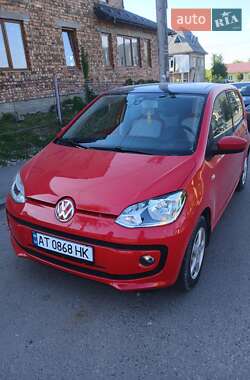 Хетчбек Volkswagen Up 2012 в Отинії