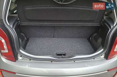 Хэтчбек Volkswagen Up 2014 в 