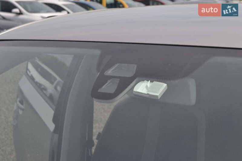 Хэтчбек Volkswagen Up 2017 в Луцке фото 27 Хэтчбек Volkswagen Up 2017 в Луцке