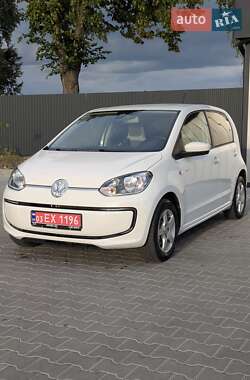 Хэтчбек Volkswagen Up 2015 в 