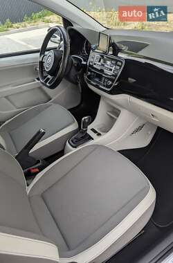 Хэтчбек Volkswagen Up 2015 в 
