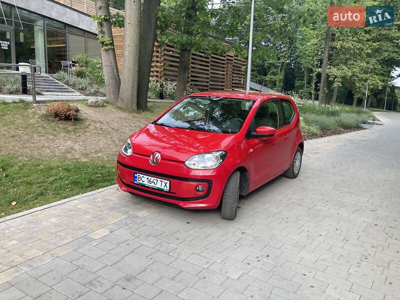 Хэтчбек Volkswagen Up 2013 в Львове