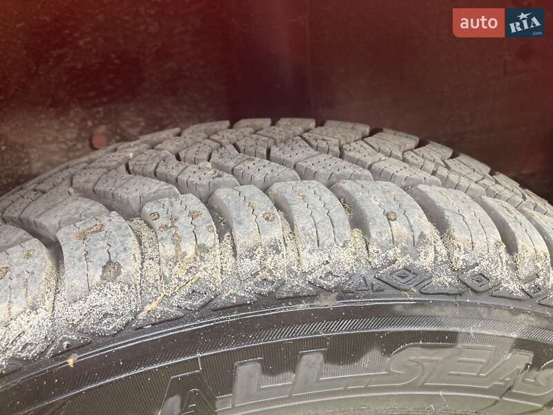 Хэтчбек Volkswagen Up 2013 в Львове