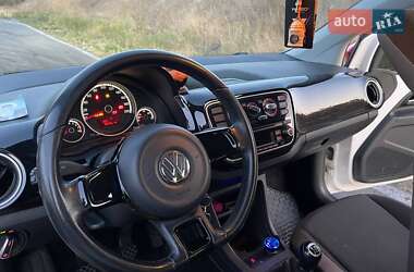 Хэтчбек Volkswagen Up 2013 в Одессе