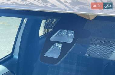 Хетчбек Volkswagen Up 2016 в  фото 5 Хетчбек Volkswagen Up 2016 в