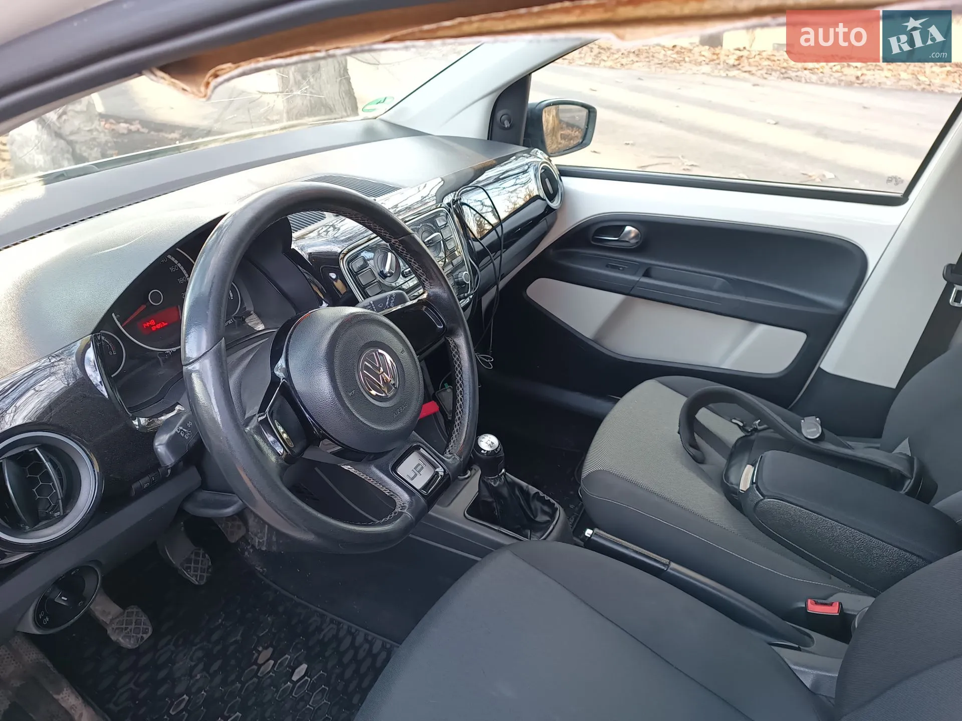 2013 Volkswagen up! - мініатюра 3