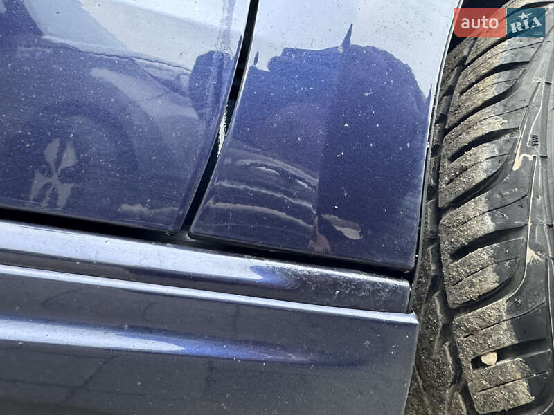 Хетчбек Volkswagen Up 2015 в Тернополі