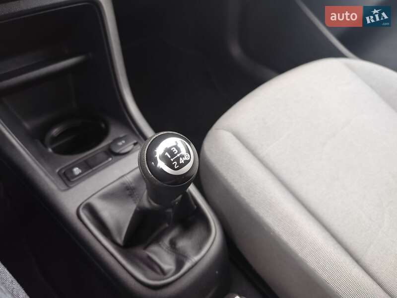 Хетчбек Volkswagen Up 2013 в Звягелі