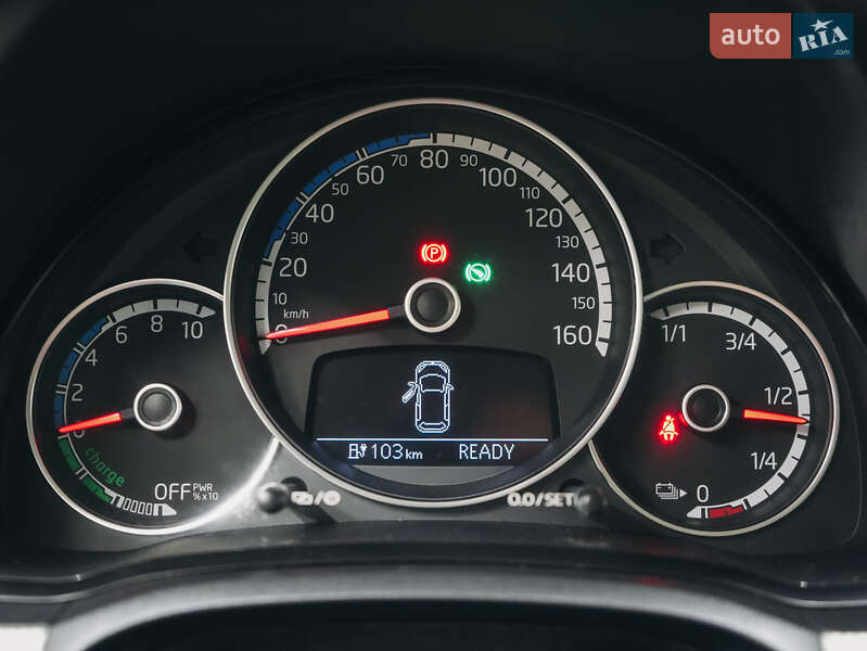 Хэтчбек Volkswagen Up 2020 в Львове