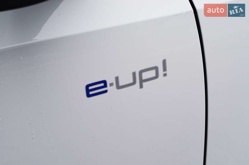 Хэтчбек Volkswagen Up 2020 в Львове