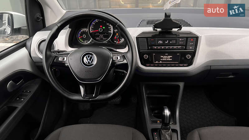 Хэтчбек Volkswagen Up 2020 в Львове