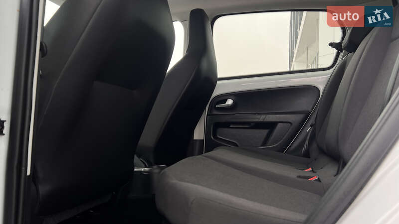 Хэтчбек Volkswagen Up 2020 в Львове