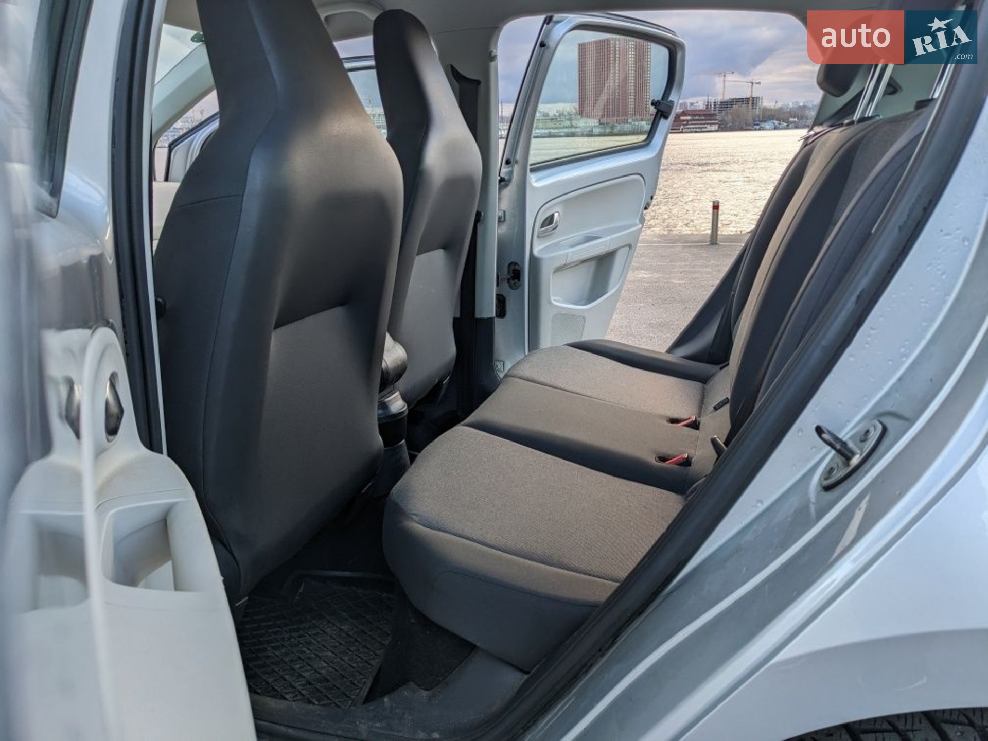 2013 Volkswagen up! - мініатюра 2