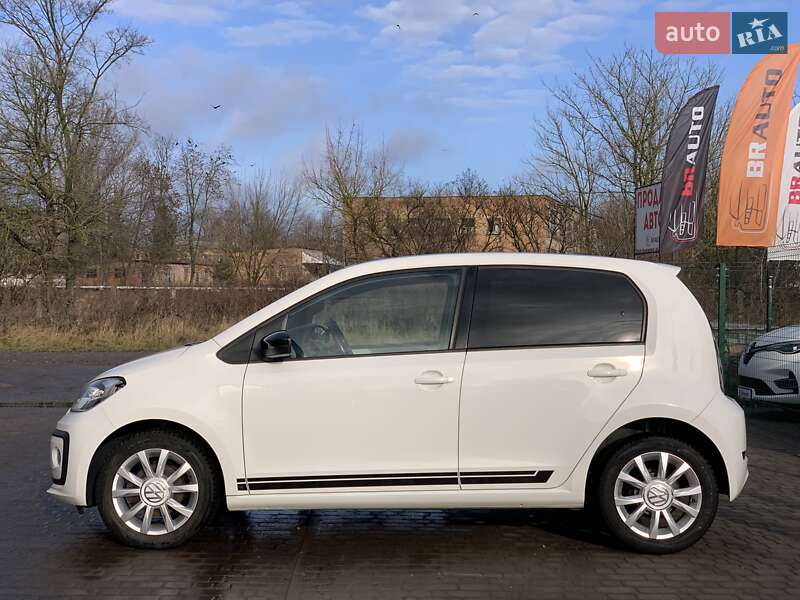 Хетчбек Volkswagen Up 2016 в Бердичеві