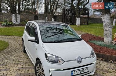 Хетчбек Volkswagen Up 2015 в Підгірцях
