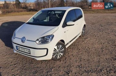 Хэтчбек Volkswagen Up 2013 в Миргороде