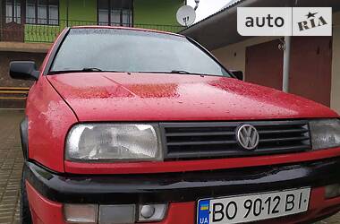 Седан Volkswagen Vento 1993 в Подволочиске