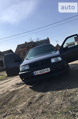 Седан Volkswagen Vento 1994 в Никополе